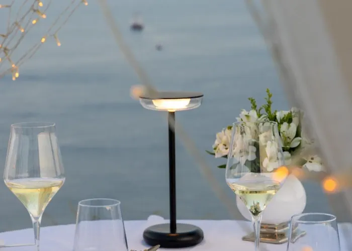 호텔 아스파키 바이 아트 메종